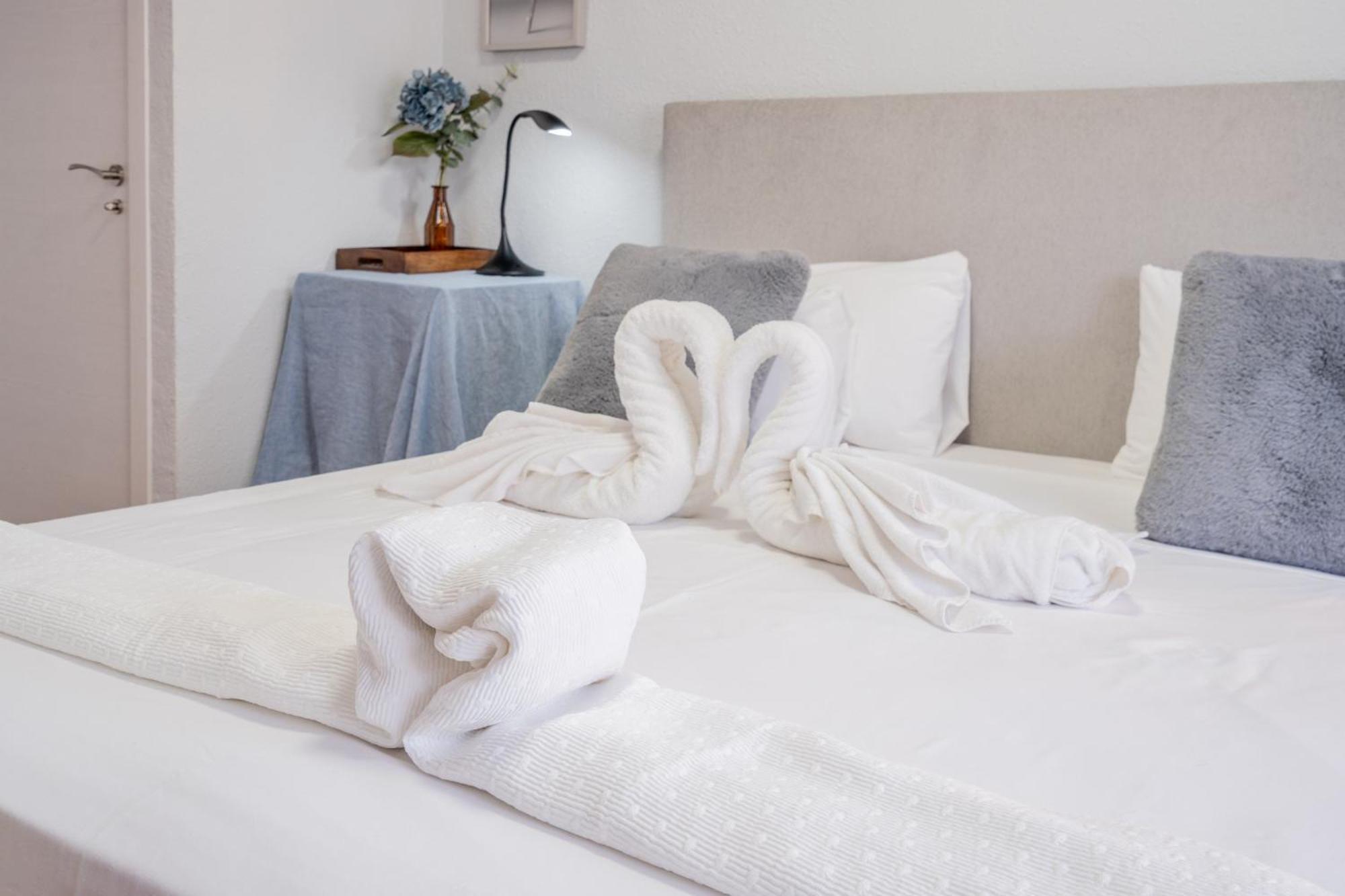 Apartamento Familiar En Avenida Del Puerto 瓦伦西亚 外观 照片